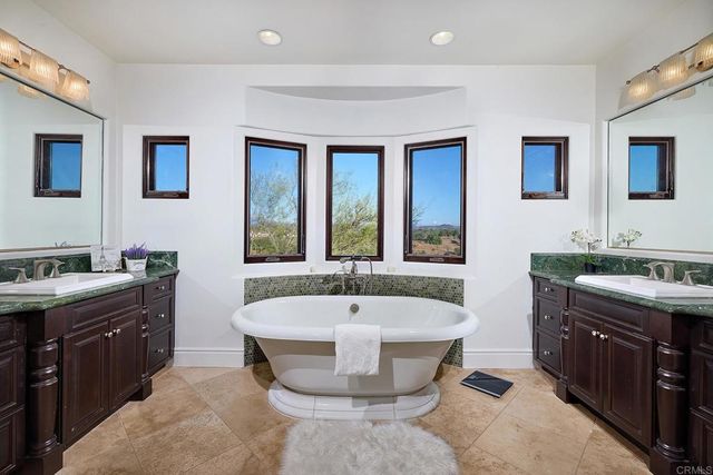4216 Bridlewood Road, Fallbrook, CA 92028