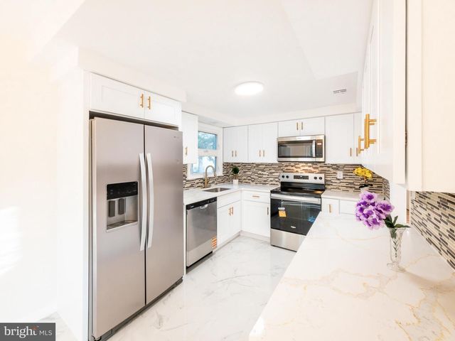 461-B REVERE WAY, Monroe Township, NJ 08831