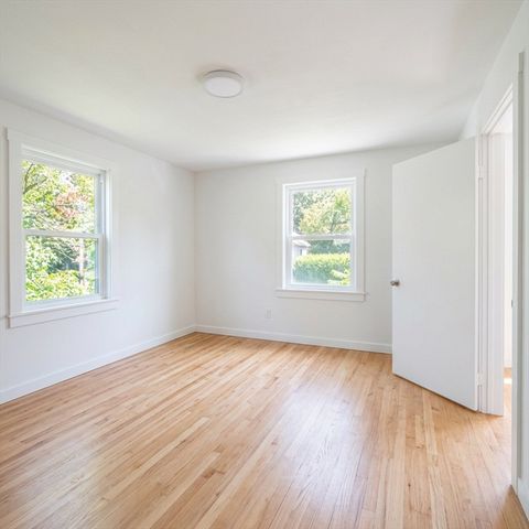22 Hanson Ave, Walpole, MA 02081