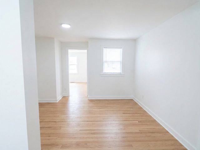 22 Hanson Ave, Walpole, MA 02081