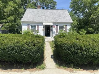 22 Hanson Ave, Walpole, MA 02081