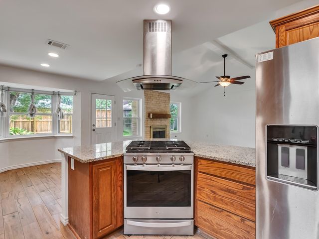 11814 Monticeto Lane, Meadows Place, TX 77477