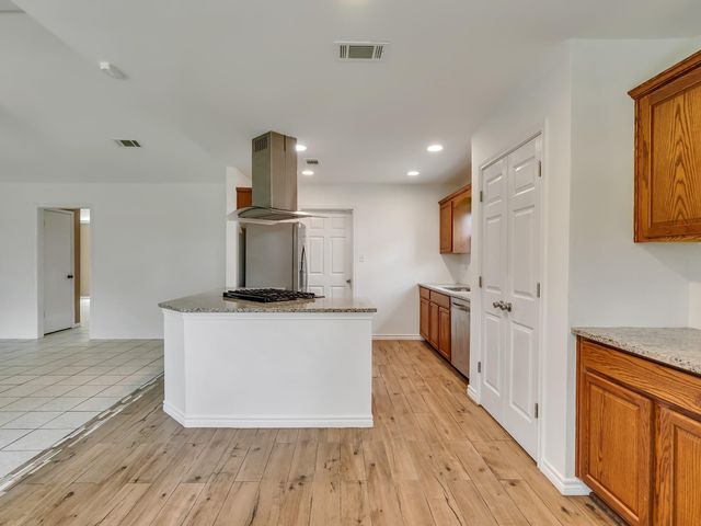 11814 Monticeto Lane, Meadows Place, TX 77477