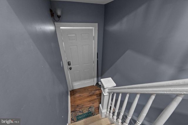 73 W CHESTNUT AVE, Vineland, NJ 08360