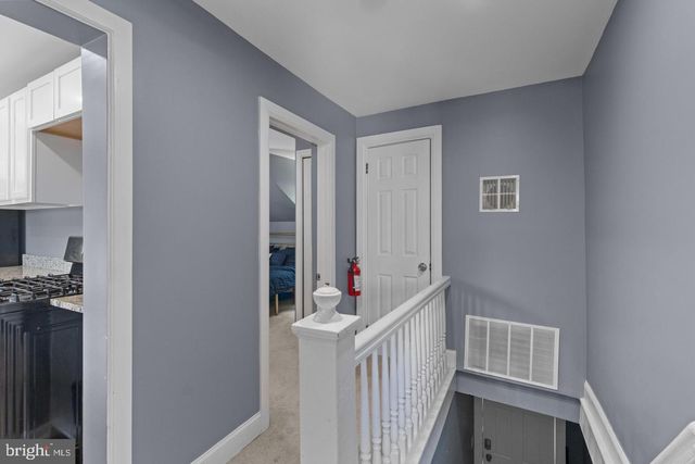 73 W CHESTNUT AVE, Vineland, NJ 08360