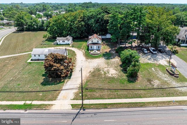 73 W CHESTNUT AVE, Vineland, NJ 08360