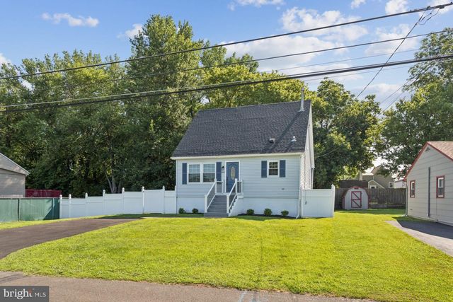 1031 FIRST AVE, Croydon, PA 19021