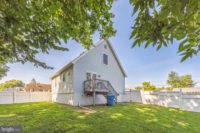 1031 FIRST AVE, Croydon, PA 19021