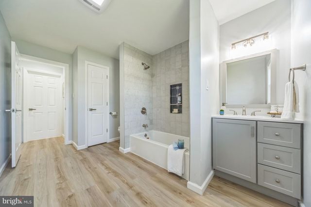 1031 FIRST AVE, Croydon, PA 19021