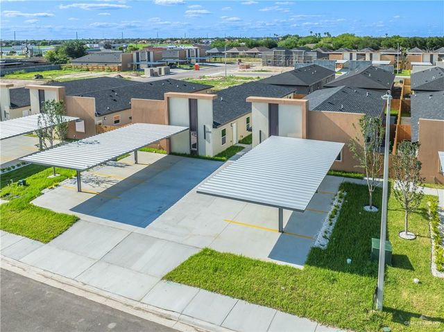 2709 W Brookside Bend Street 4, Edinburg, TX 78539