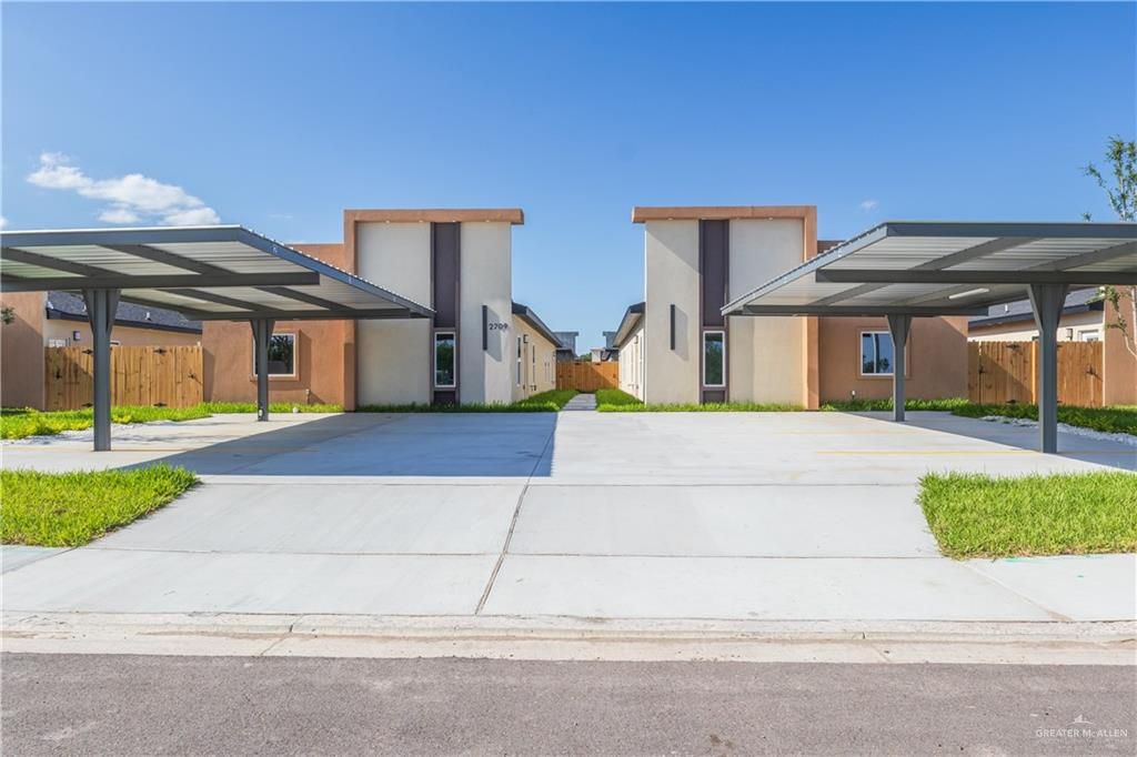 2709 W Brookside Bend Street 4, Edinburg, TX 78539