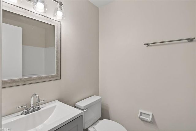 748 Cottonwood CT, Virginia Beach, VA 23462