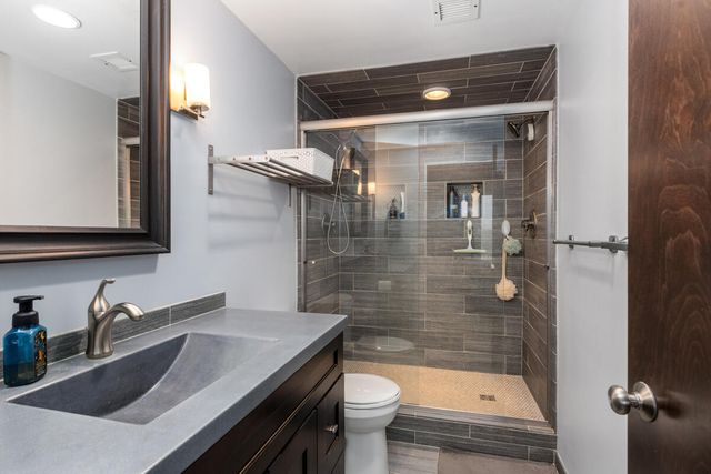 103 Campau Circle 1911, Grand Rapids, MI 49503