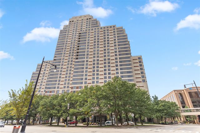 103 Campau Circle 1911, Grand Rapids, MI 49503