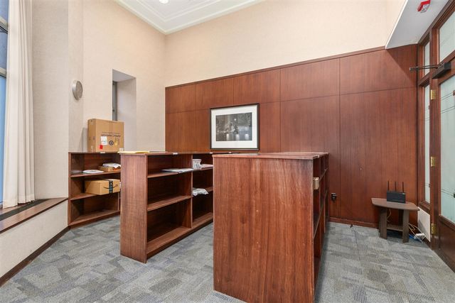 103 Campau Circle 1911, Grand Rapids, MI 49503