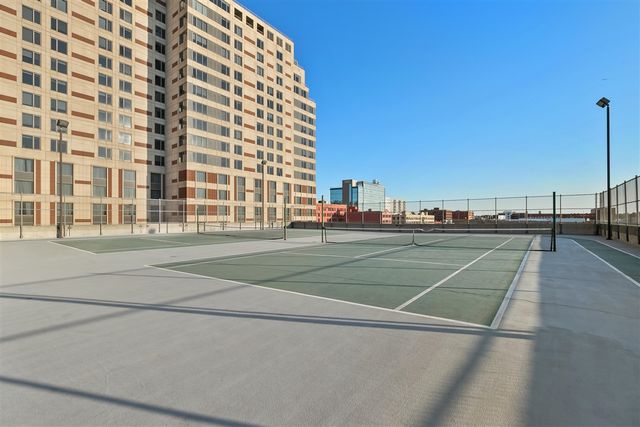 103 Campau Circle 1911, Grand Rapids, MI 49503
