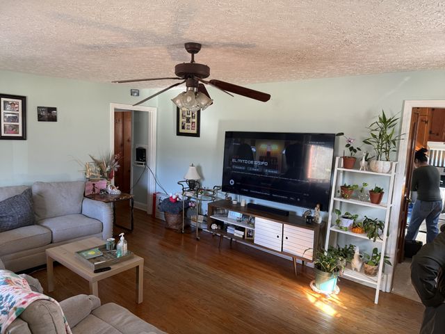 3482 McGavock Pike, Nashville, TN 37217