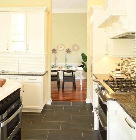 2605 Coral Vine Court, Mount Pleasant, SC 29464