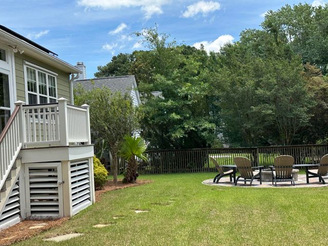 2605 Coral Vine Court, Mount Pleasant, SC 29464