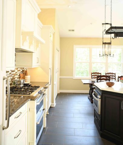 2605 Coral Vine Court, Mount Pleasant, SC 29464
