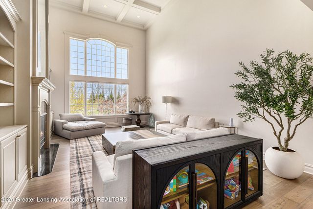 13600 Forest Hill Road, Grand Ledge, MI 48837