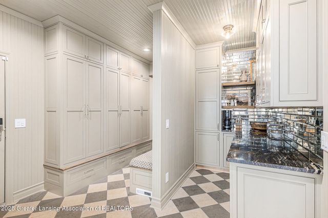 13600 Forest Hill Road, Grand Ledge, MI 48837