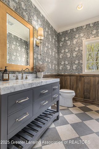 13600 Forest Hill Road, Grand Ledge, MI 48837