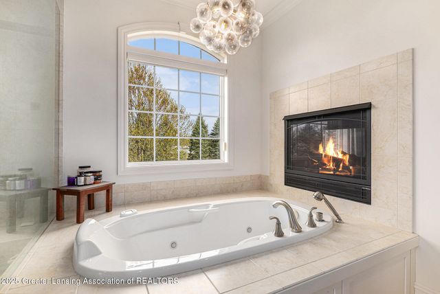 13600 Forest Hill Road, Grand Ledge, MI 48837