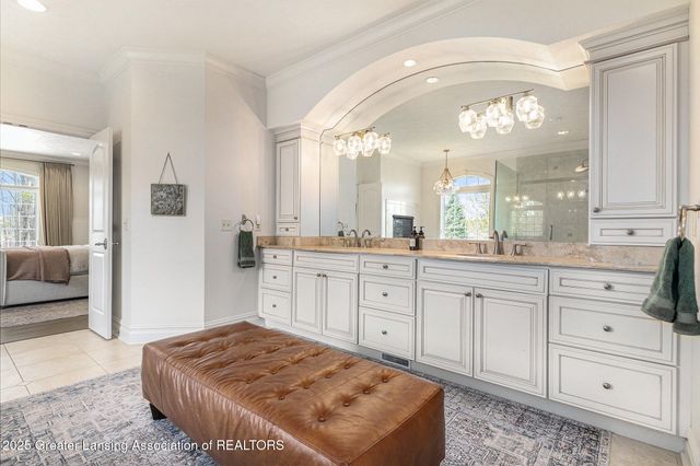 13600 Forest Hill Road, Grand Ledge, MI 48837