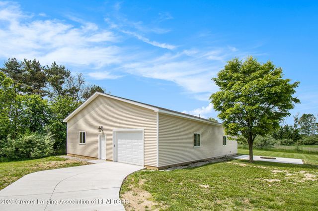 13600 Forest Hill Road, Grand Ledge, MI 48837