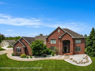 13600 Forest Hill Road, Grand Ledge, MI 48837