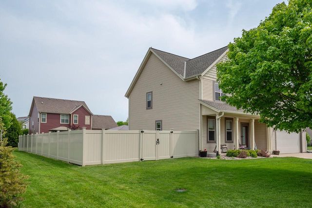 1712 Galena DRIVE, Port Washington, WI 53074