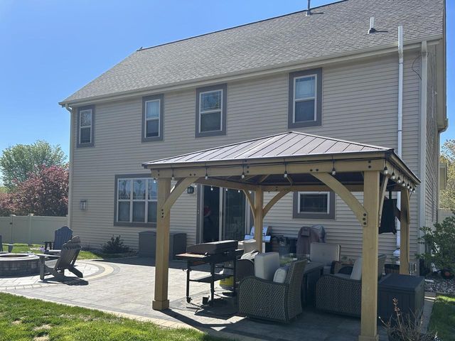 1712 Galena DRIVE, Port Washington, WI 53074