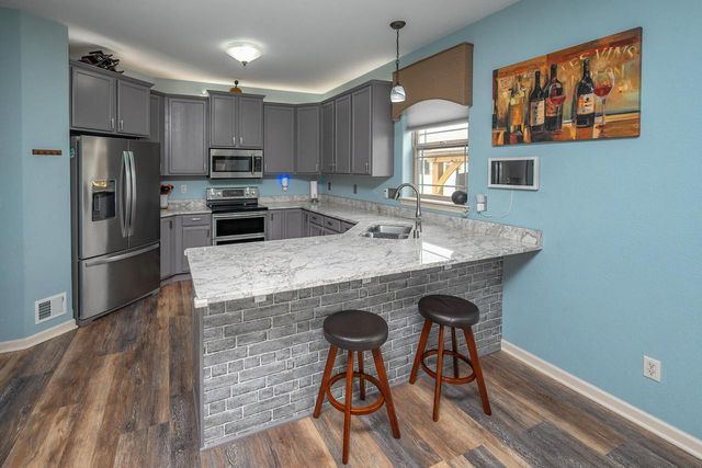 1712 Galena DRIVE, Port Washington, WI 53074