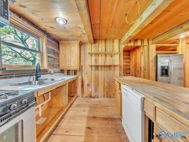 291 County Road 507, Rainsville, AL 35986