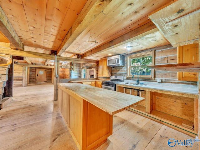 291 County Road 507, Rainsville, AL 35986