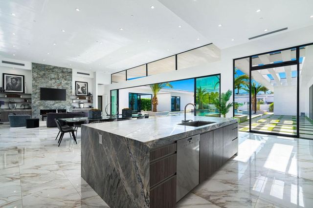 4 Bravo Court, Rancho Mirage, CA 92270