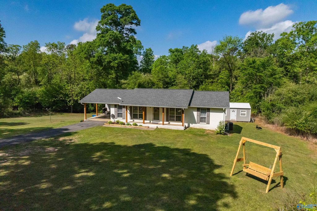280 Larue Circle, Blountsville, AL 35031