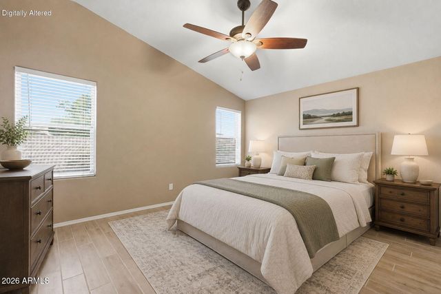 207 E DEVON Drive, Gilbert, AZ 85296