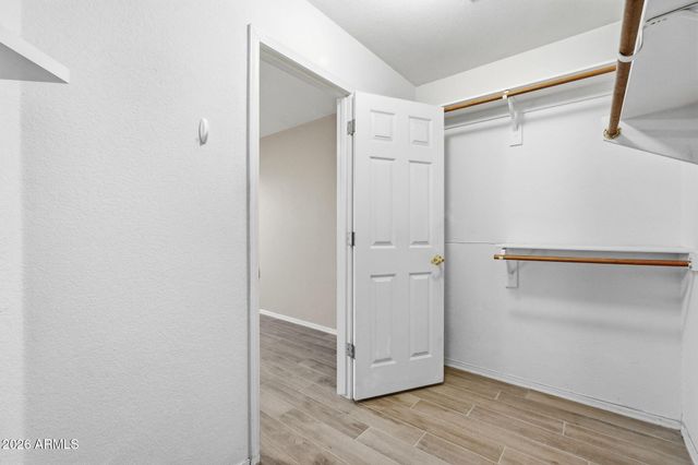 207 E DEVON Drive, Gilbert, AZ 85296