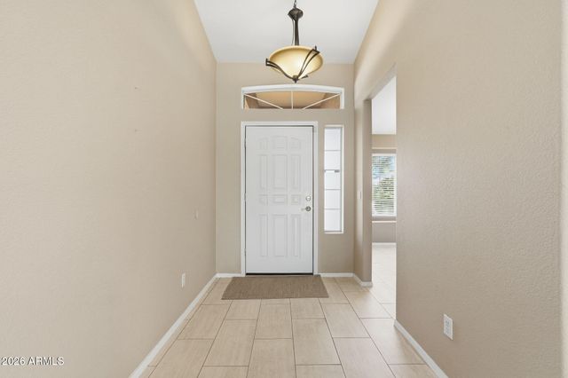 207 E DEVON Drive, Gilbert, AZ 85296