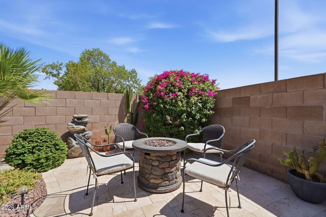 207 E DEVON Drive, Gilbert, AZ 85296