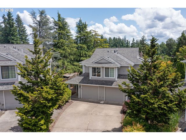 2038 TITAN Ter, West Linn, OR 97068
