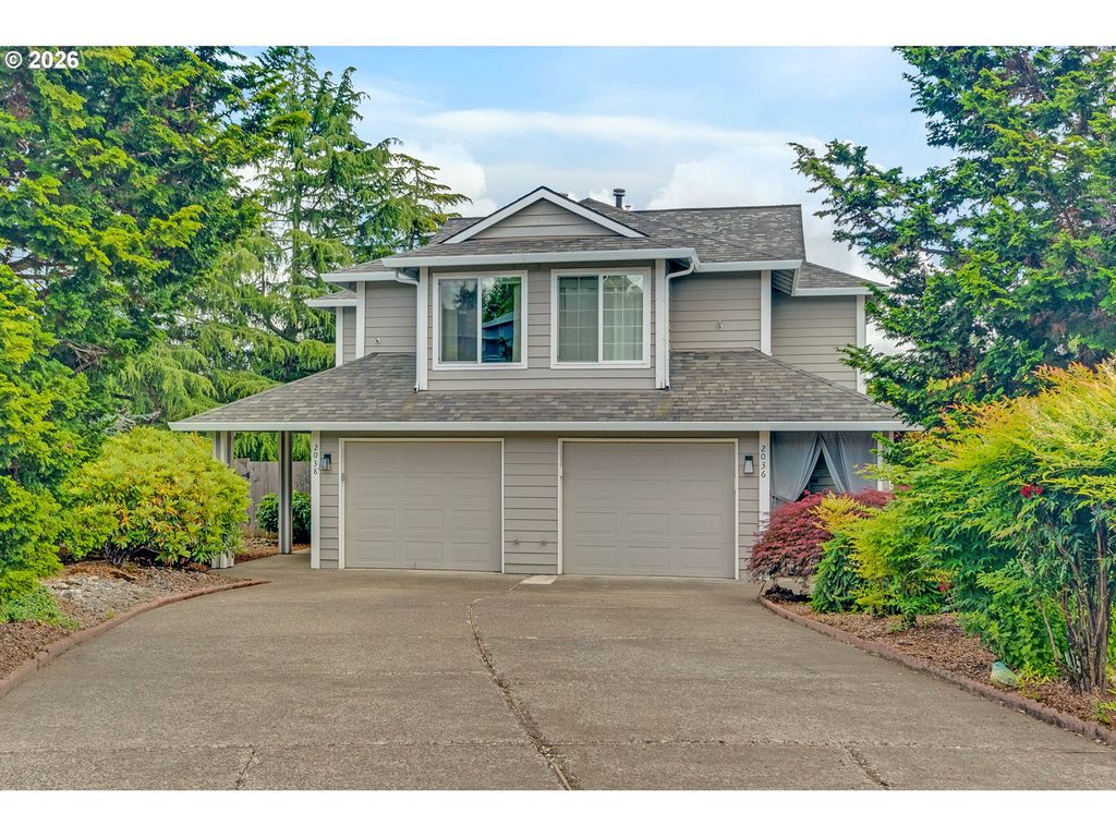 2038 TITAN Ter, West Linn, OR 97068