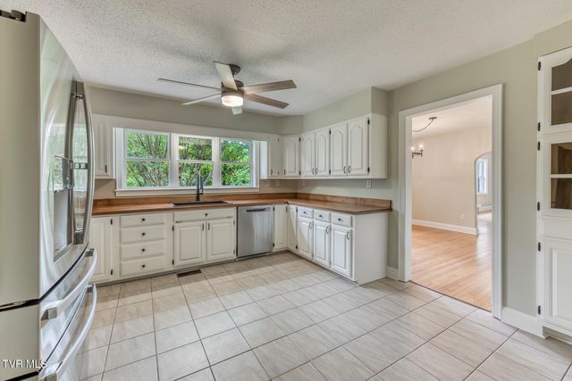 3935 Erwin Highway, Afton, TN 37616