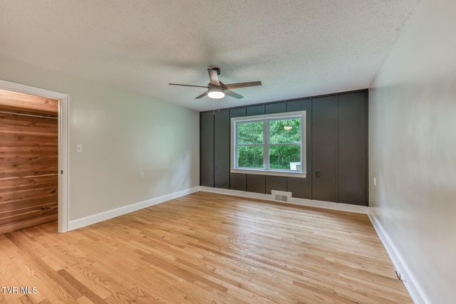3935 Erwin Highway, Afton, TN 37616