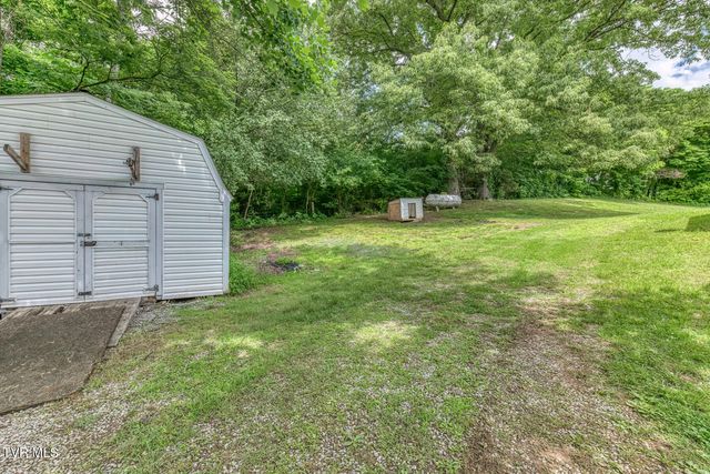 3935 Erwin Highway, Afton, TN 37616