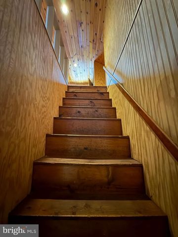 9505 MAIN, Huntingdon, PA 16652