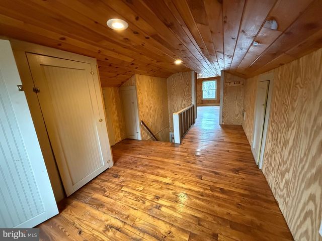 9505 MAIN, Huntingdon, PA 16652