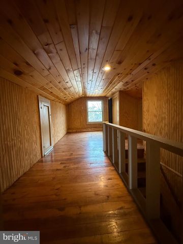 9505 MAIN, Huntingdon, PA 16652